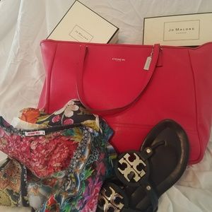 Coach Street Zip Tote - True Red